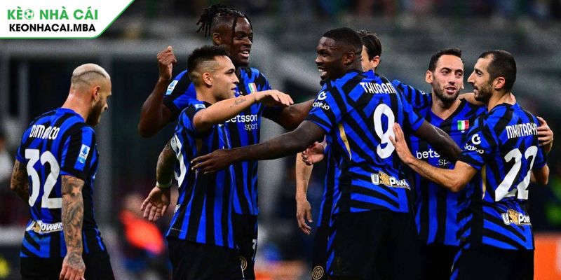 Inter Milan bản lĩnh sân nhà và hàng thủ chắc chắn