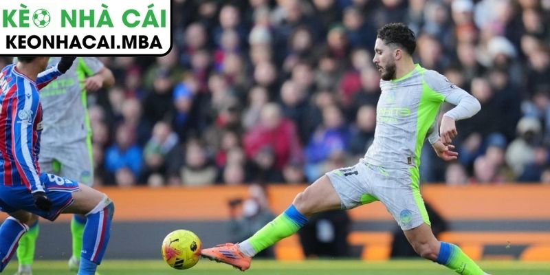 Chiến lược “mua thông minh” và thông điệp của Man City