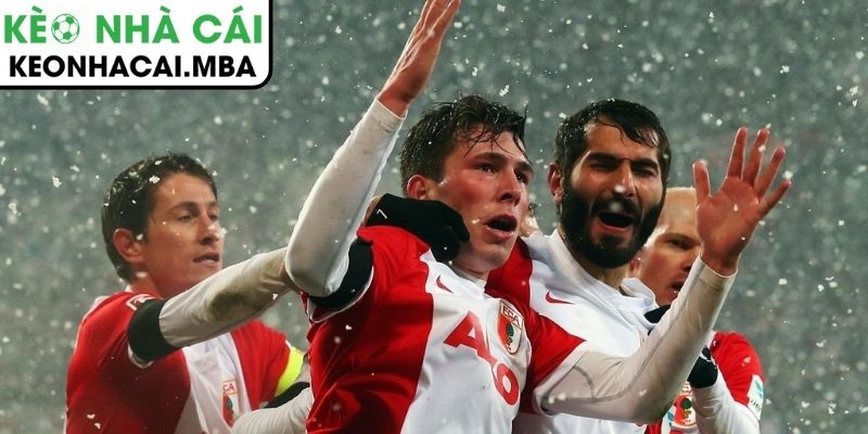 Phong độ Augsburg
