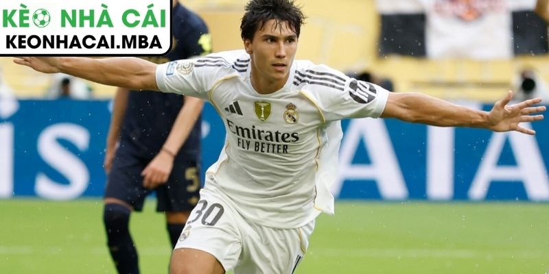 Gonzalo García bùng nổ với cú hat-trick hoàn hảo