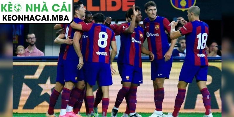 Barcelona tận dụng thời cơ, Nou Camp trở thành điểm tựa