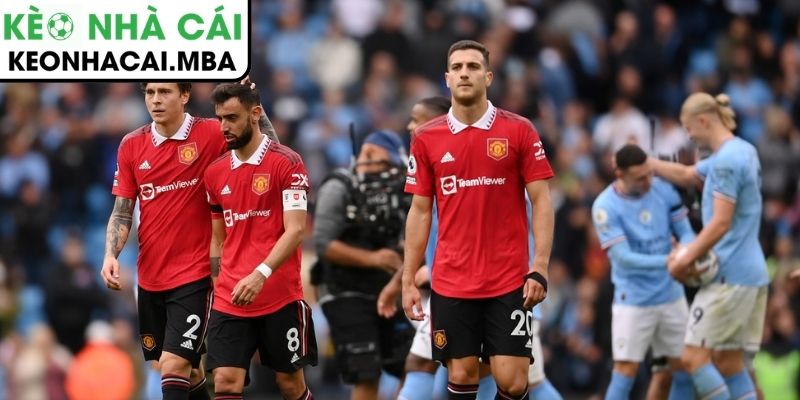 MU đánh rơi cơ hội bứt phá trong cuộc đua top 4