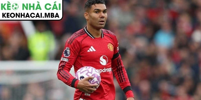 Casemiro chứng minh đẳng cấp thủ lĩnh tuyến giữaCasemiro chứng minh đẳng cấp thủ lĩnh tuyến giữa
