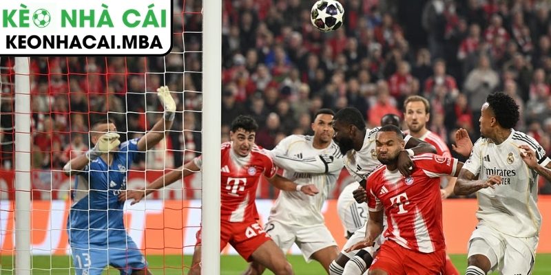 Diễn biến bùng nổ ngay từ những phút đầu